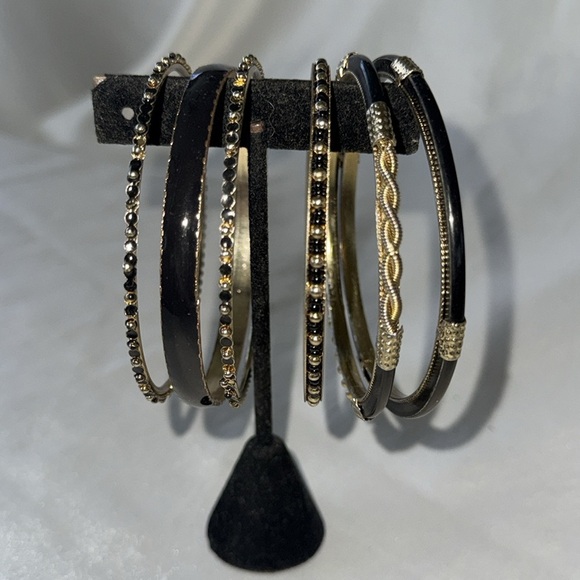 Sophisticated Black and Gold Bangle Set 6 Bracelets - Picture 1 of 6